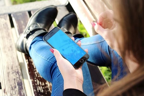 「Apple IDの設定を更新」の更新方法！できないときの対処法も解説！のイメージ
